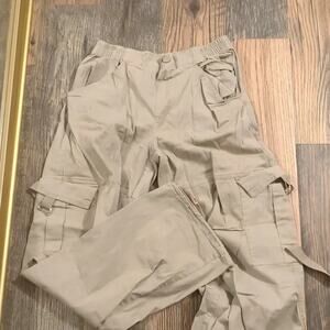 YMI All Day Cargo Pants size Small